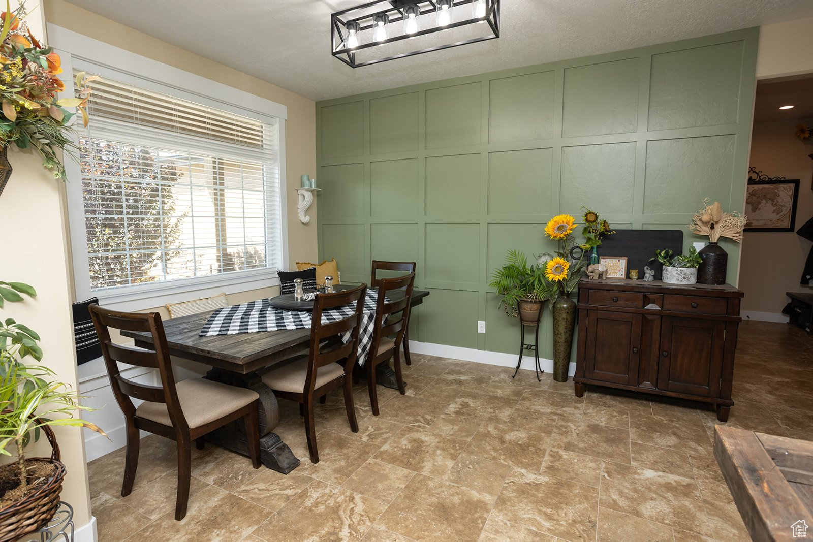 THE LINKS - Residential