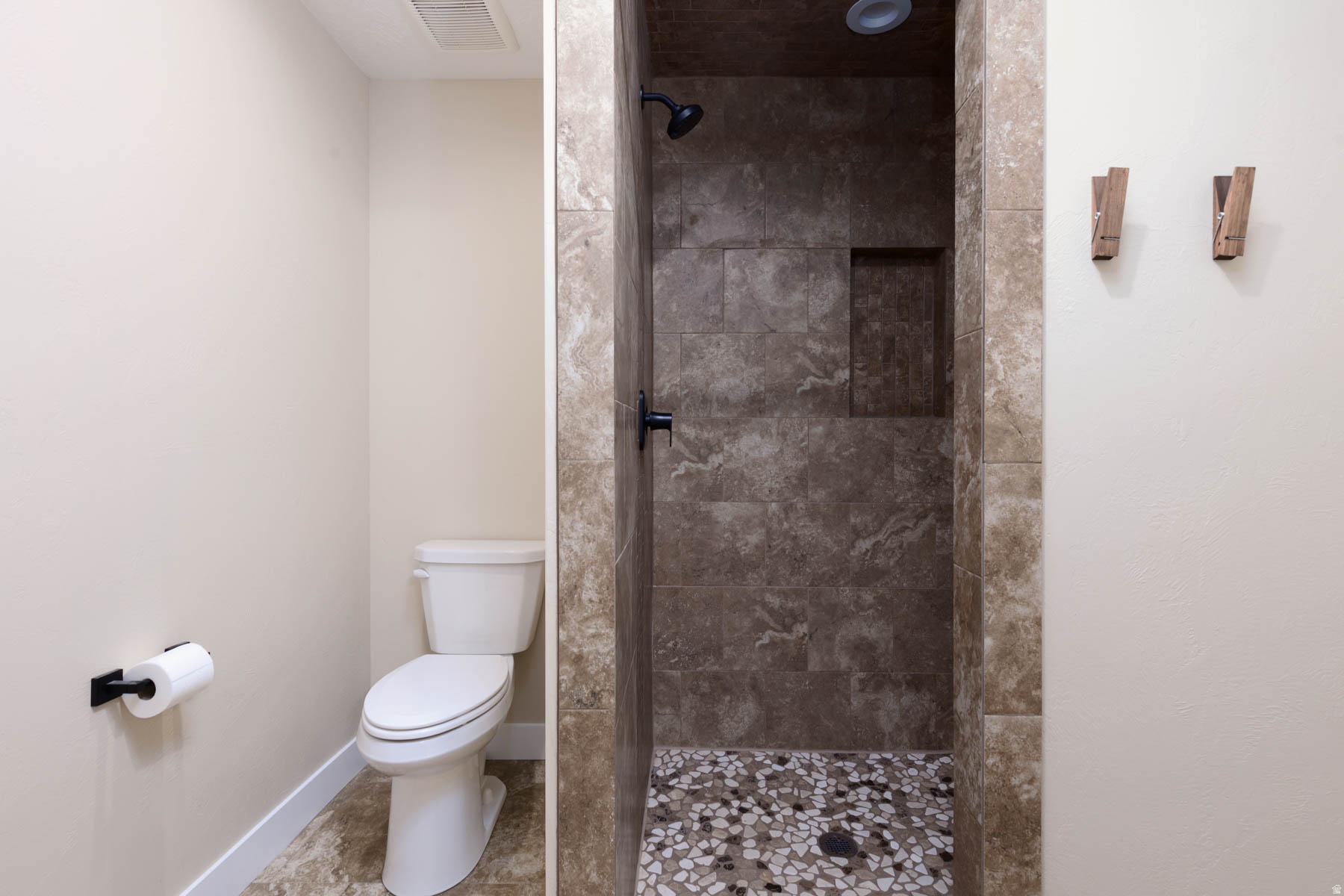 THE LINKS - Residential