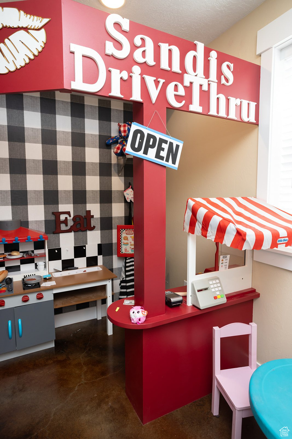 THE LINKS - Residential