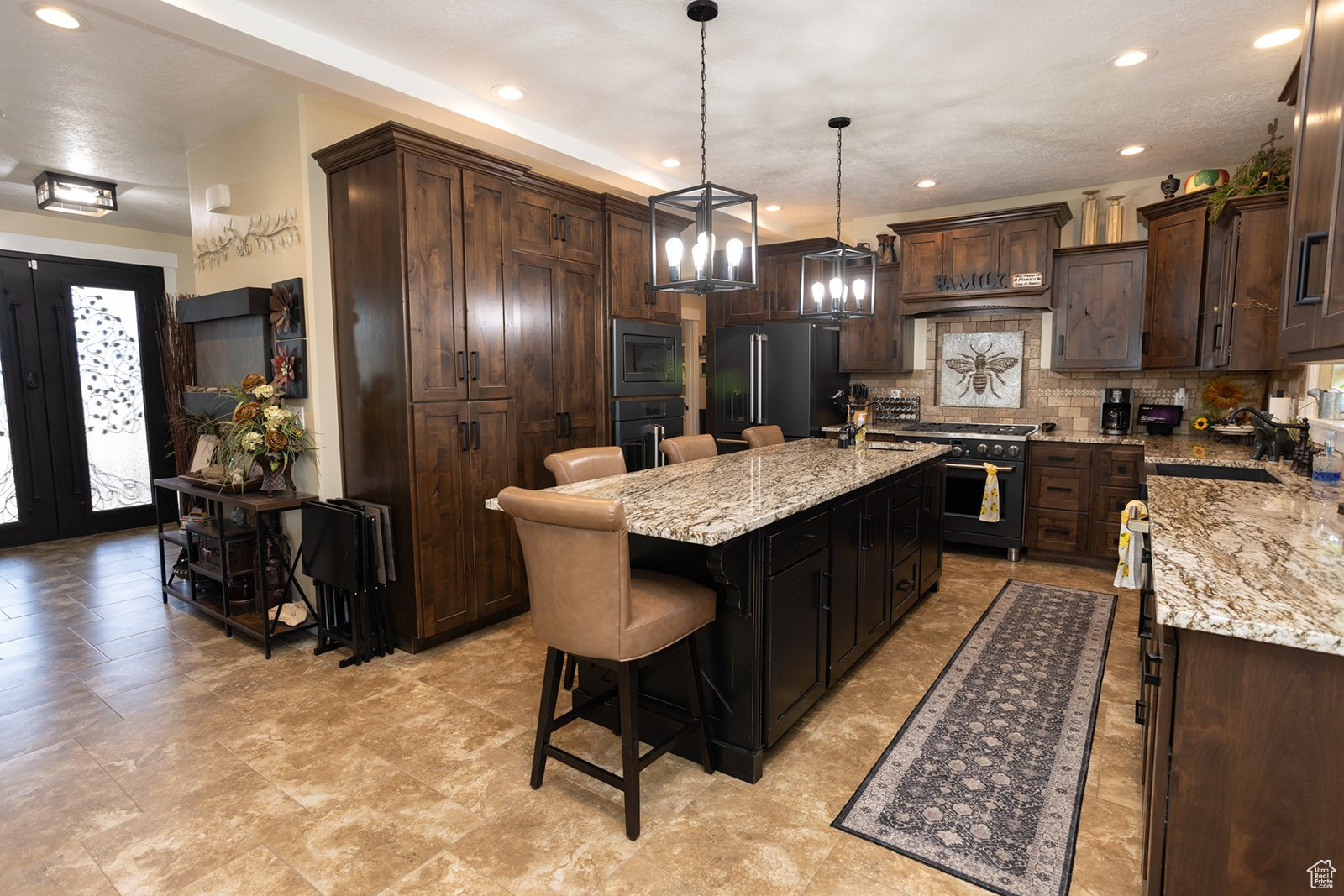 THE LINKS - Residential