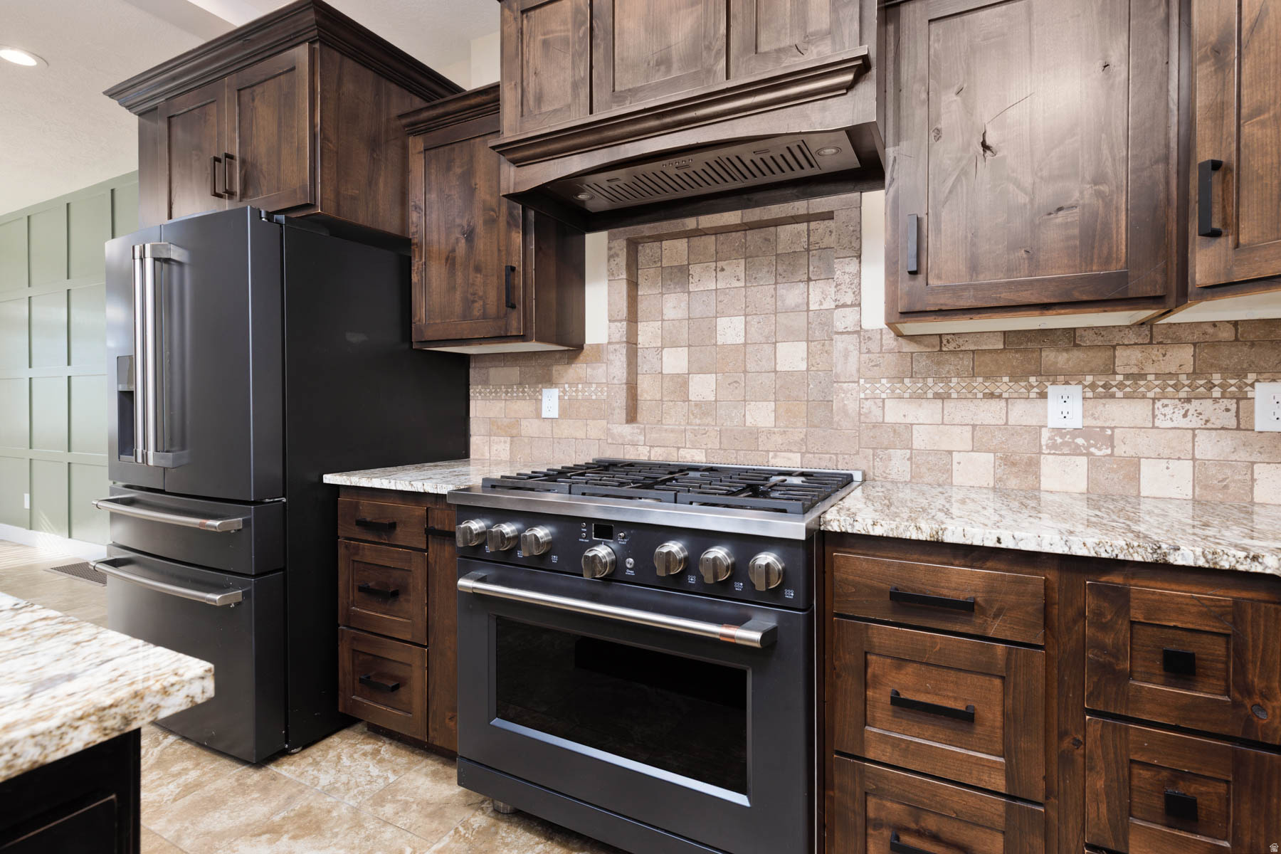 THE LINKS - Residential