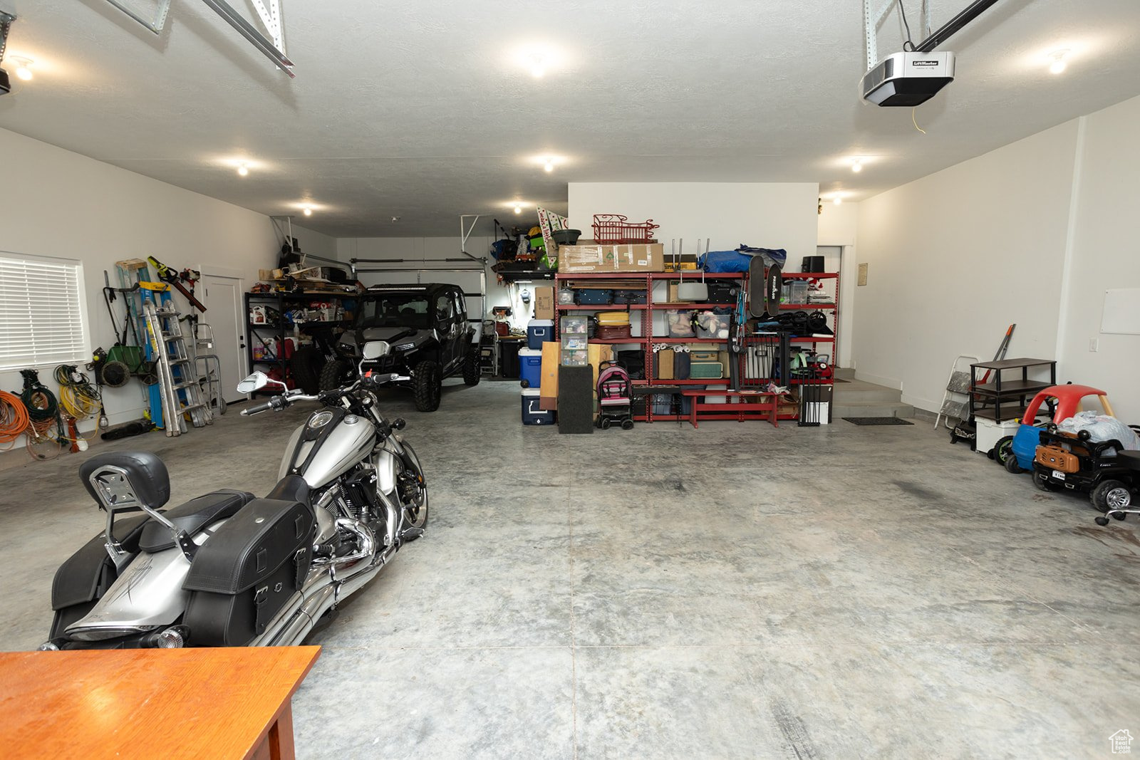 THE LINKS - Residential