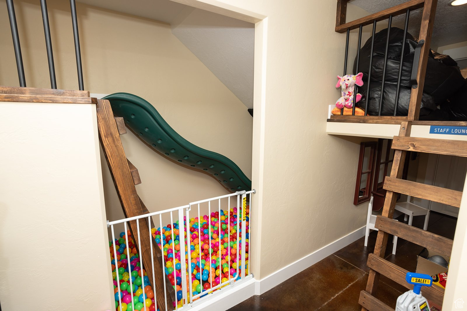 THE LINKS - Residential