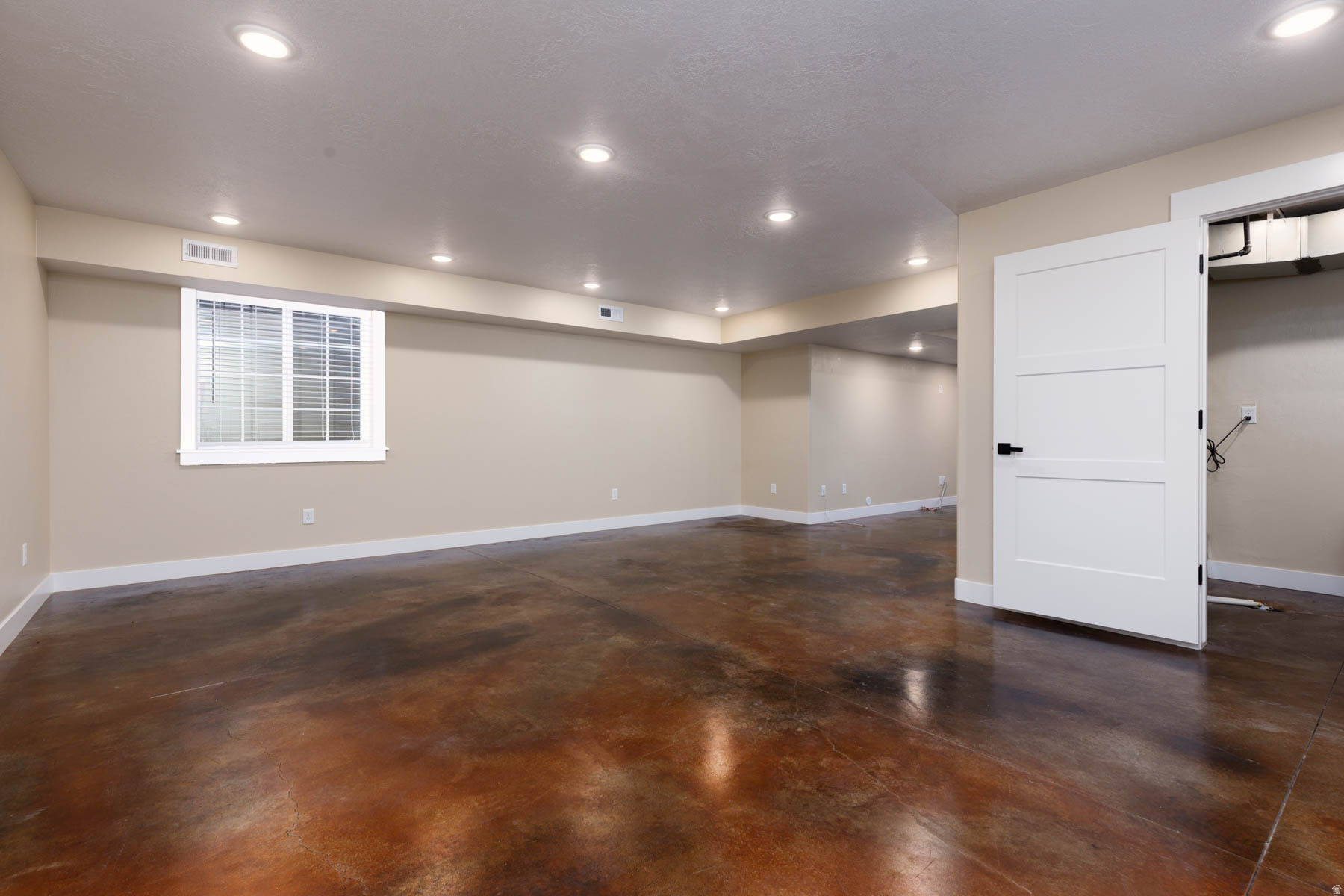 THE LINKS - Residential