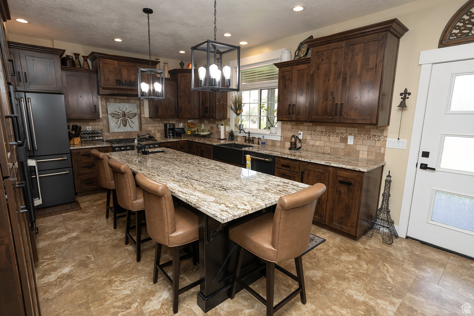 THE LINKS - Residential