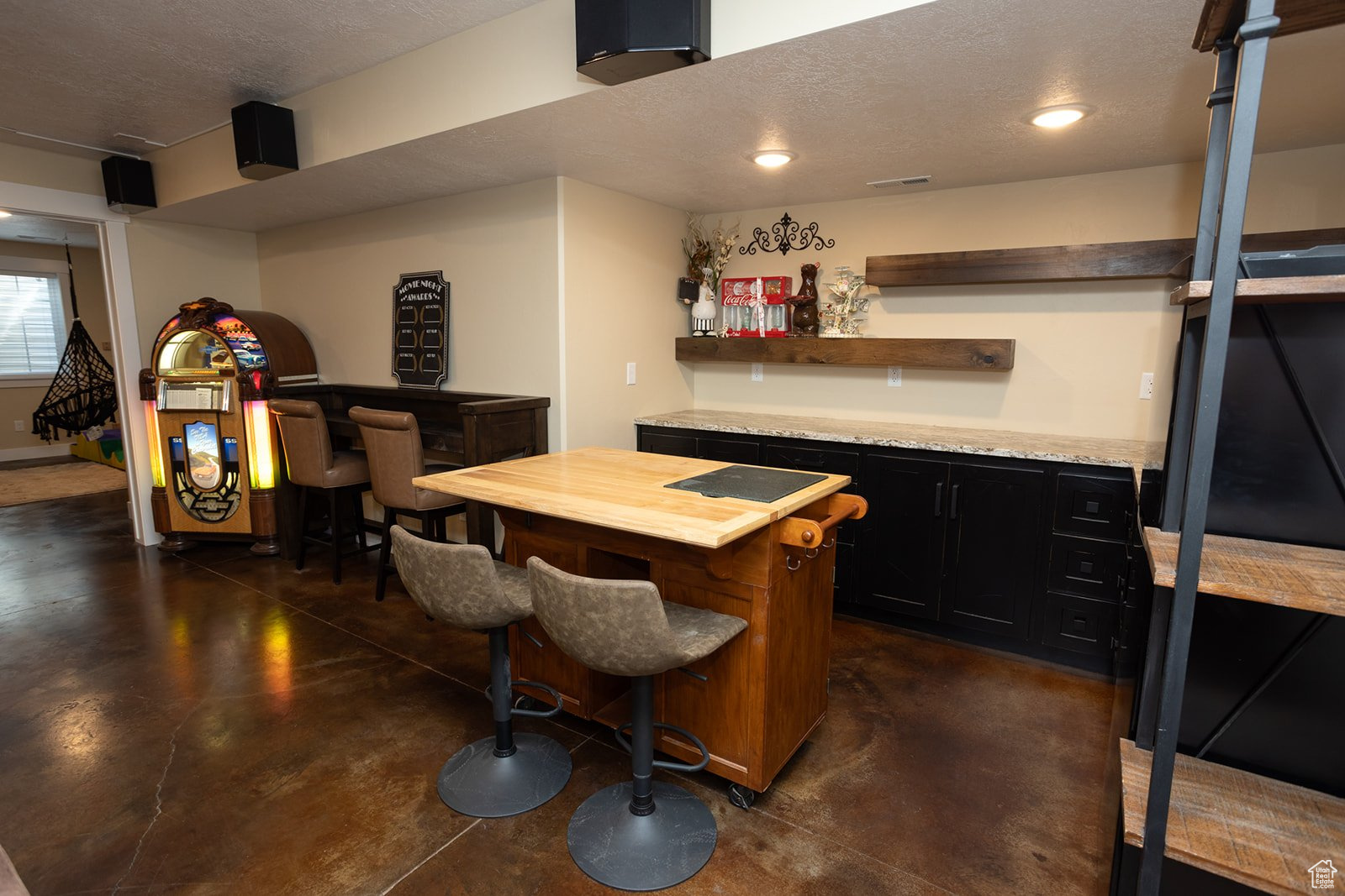 THE LINKS - Residential