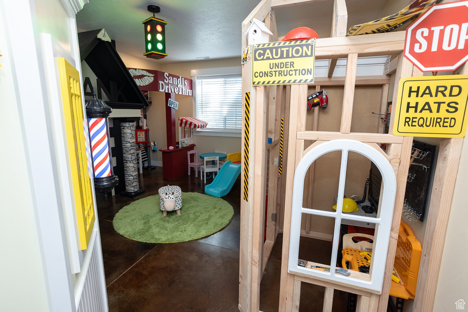 THE LINKS - Residential