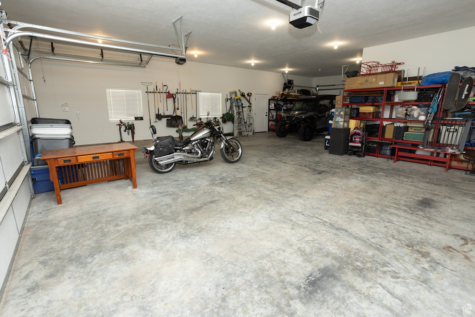 THE LINKS - Residential