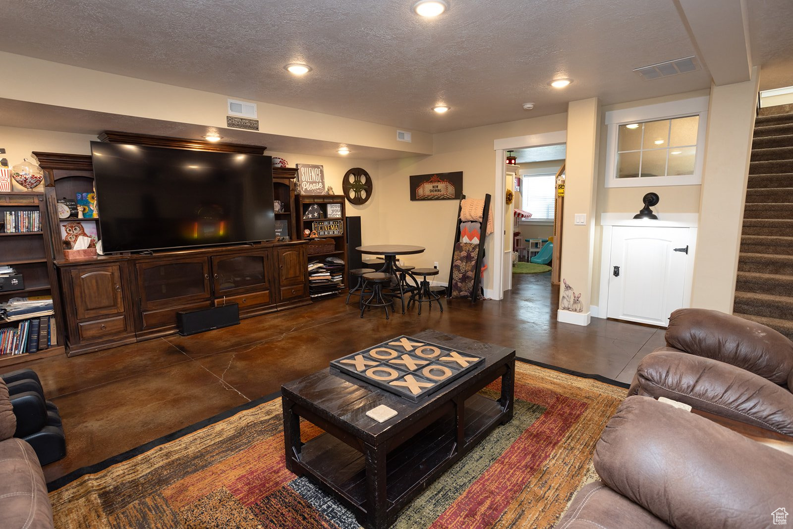 THE LINKS - Residential