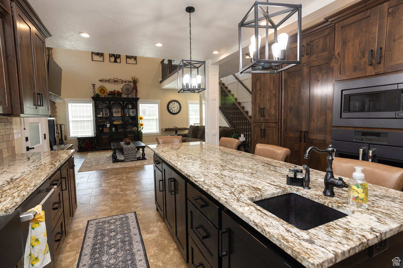 THE LINKS - Residential