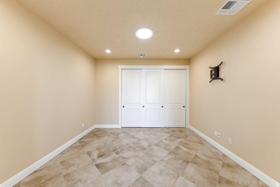 MEADOWS AT STUCKI FARMS PH 1A - Residential
