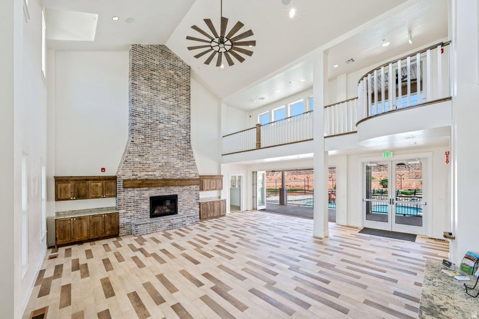 MEADOWS AT STUCKI FARMS PH 1A - Residential