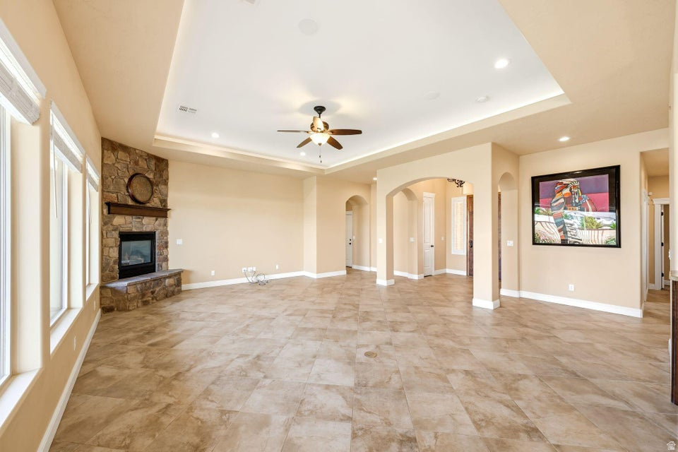 MEADOWS AT STUCKI FARMS PH 1A - Residential