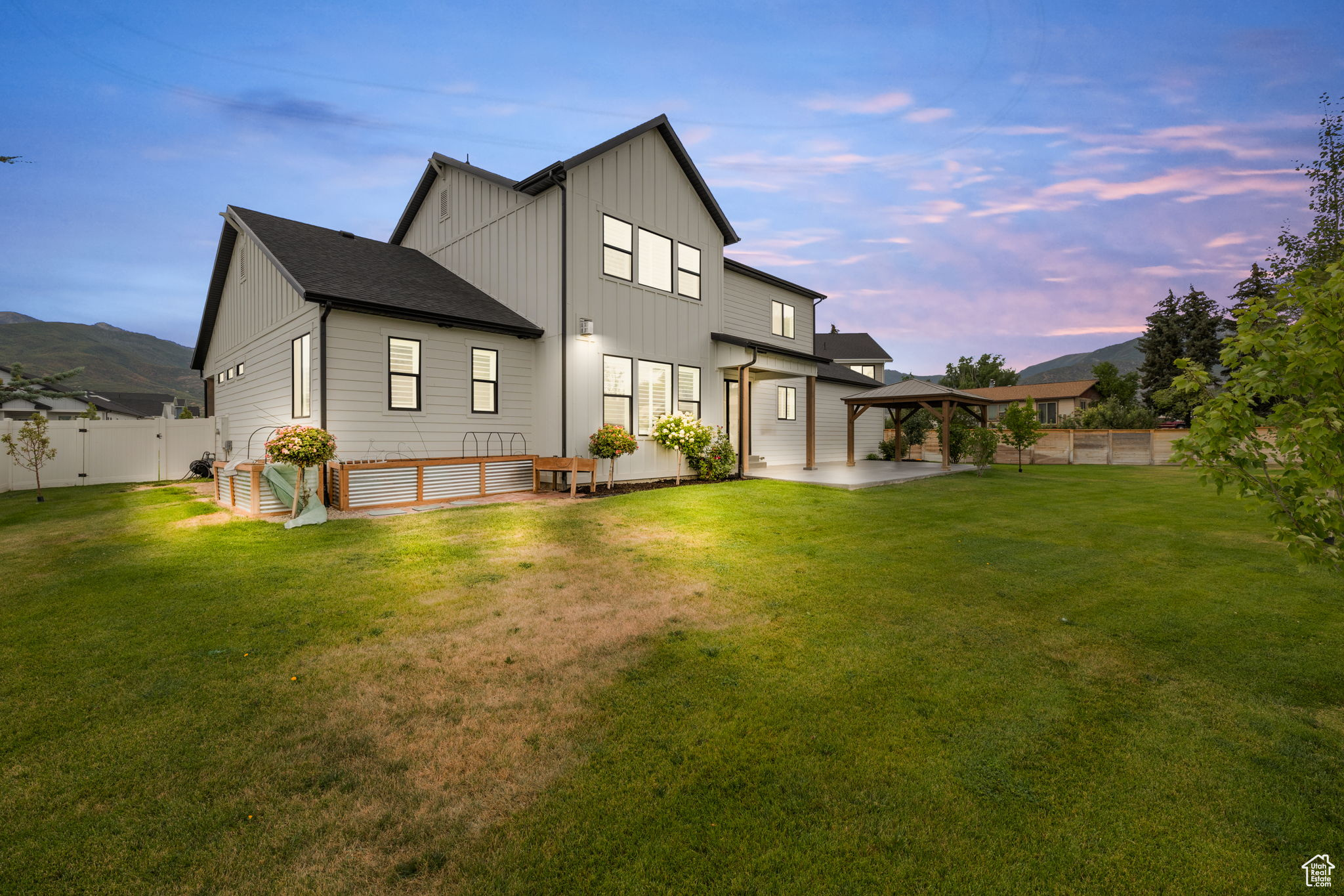INDIAN SUMMER - Residential