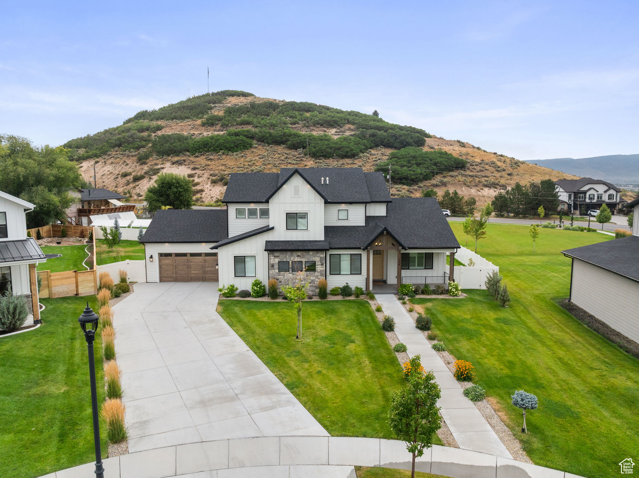 INDIAN SUMMER - Residential