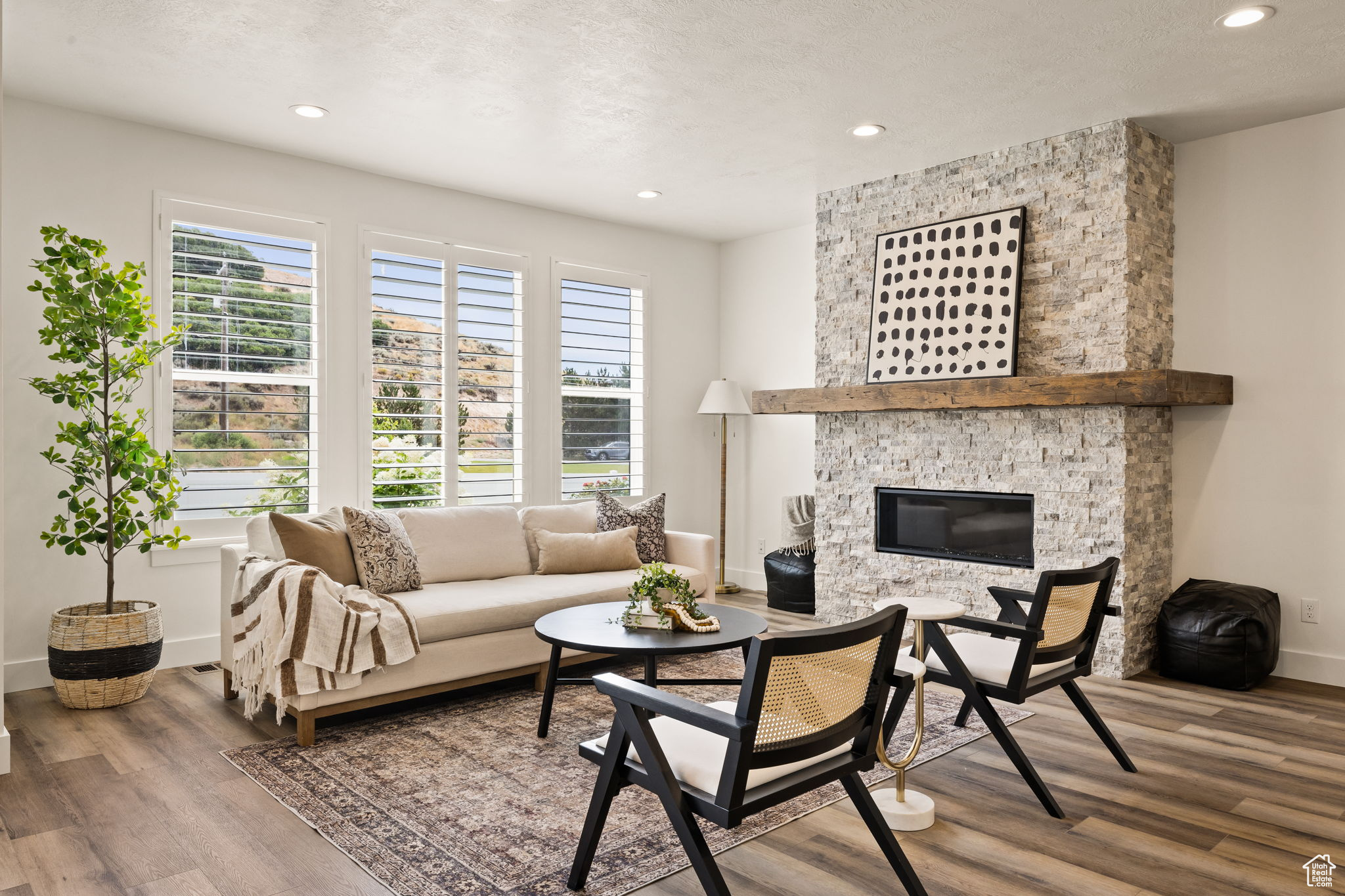 INDIAN SUMMER - Residential