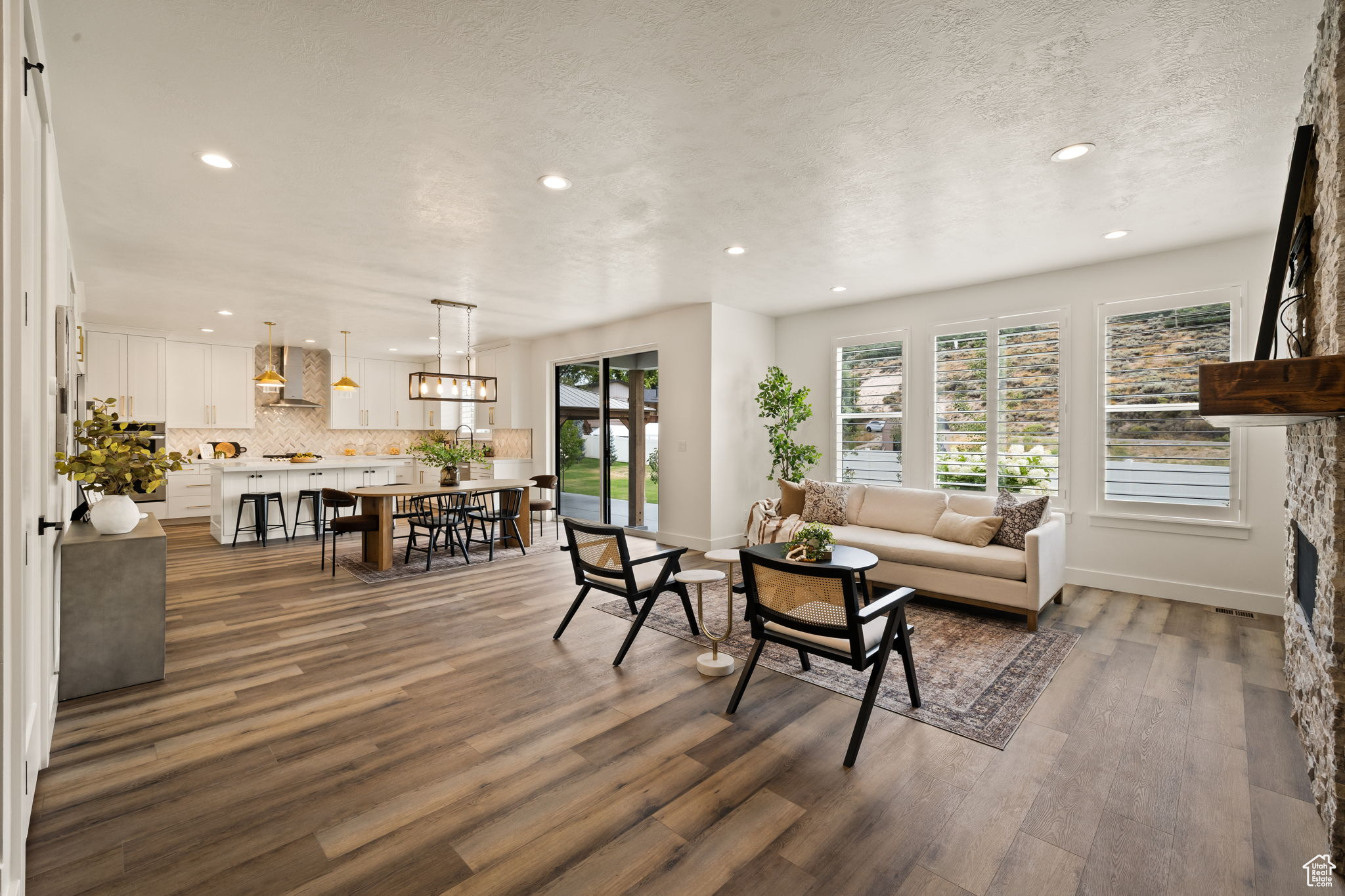 INDIAN SUMMER - Residential