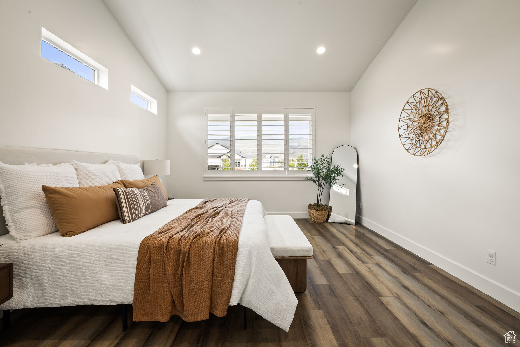 INDIAN SUMMER - Residential