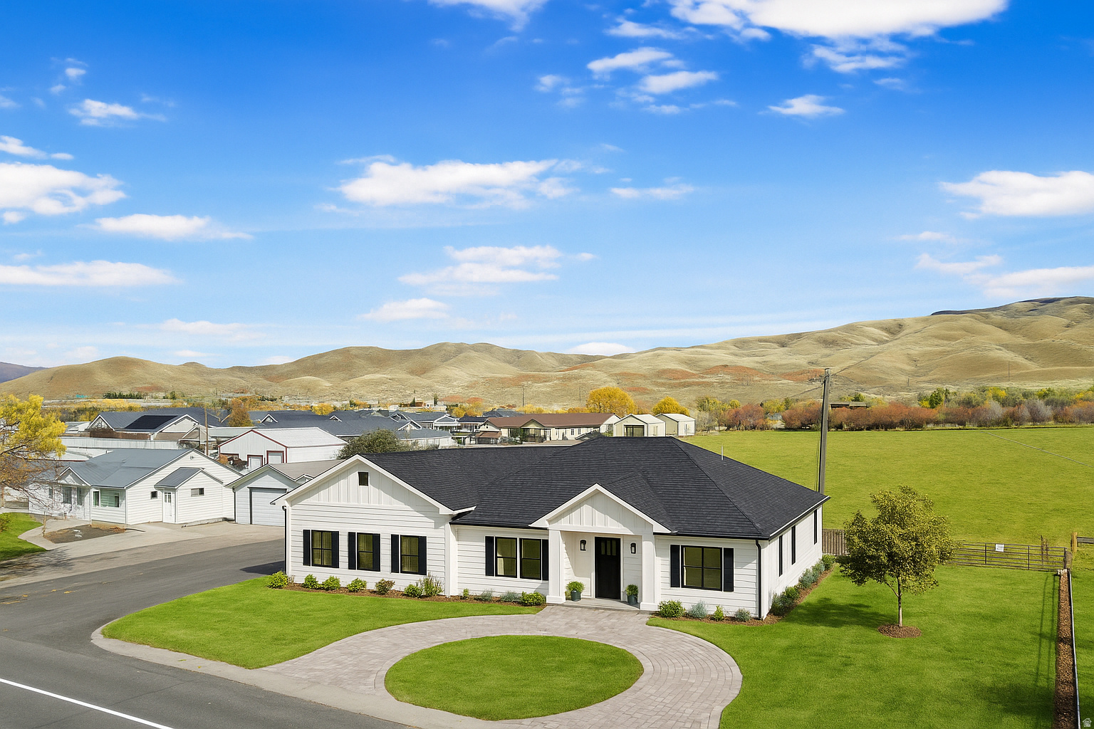 HENEFER TOWN - Residential