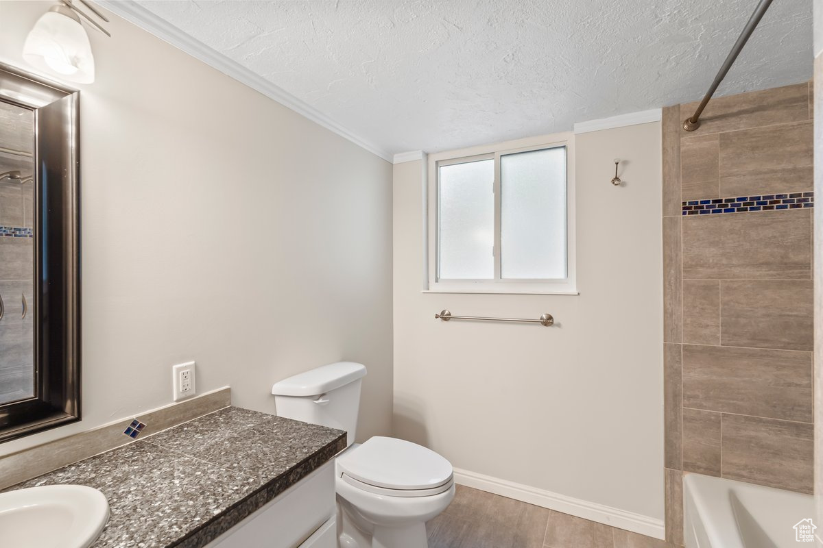CHERRY HILLS - Residential