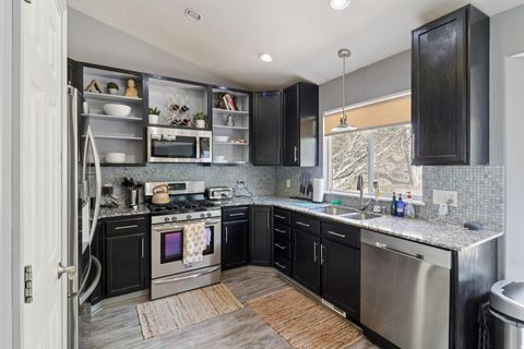 Tiny photo for 336 E STEEP MOUNTAIN DR, Draper, UT 84020 (MLS # 2147290)