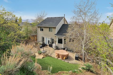 Tiny photo for 336 E STEEP MOUNTAIN DR, Draper, UT 84020 (MLS # 2147290)