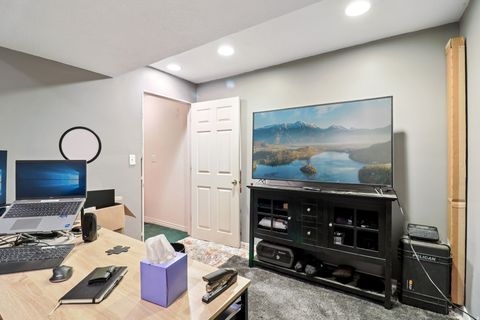 Tiny photo for 336 E STEEP MOUNTAIN DR, Draper, UT 84020 (MLS # 2147290)