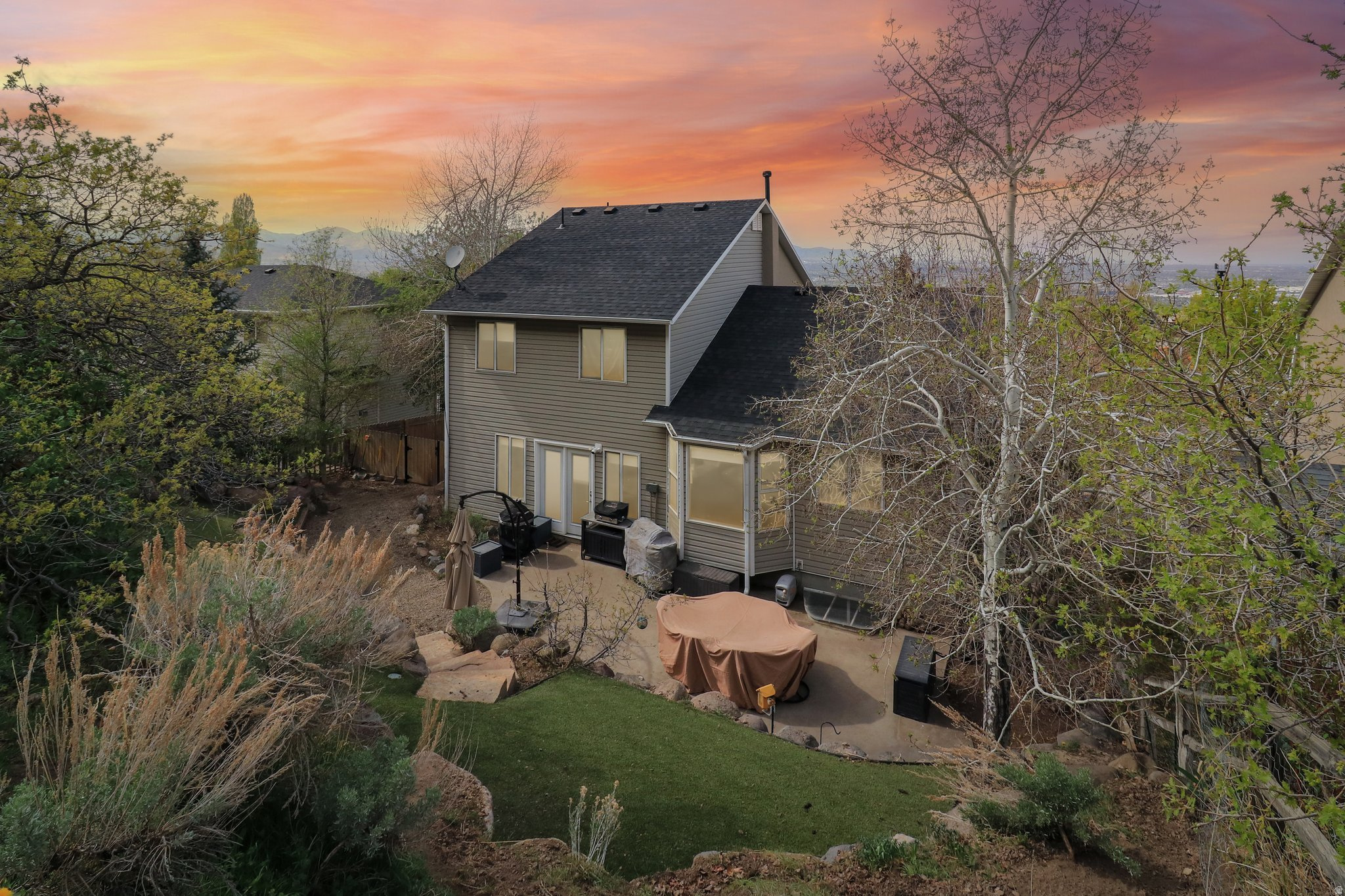 CENTENNIAL HEIGHTS - Residential