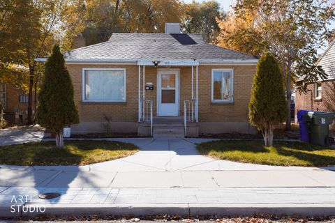 Photo of 42 E SUNSET AVE, South Salt Lake, UT 84115 (MLS # 2121356)