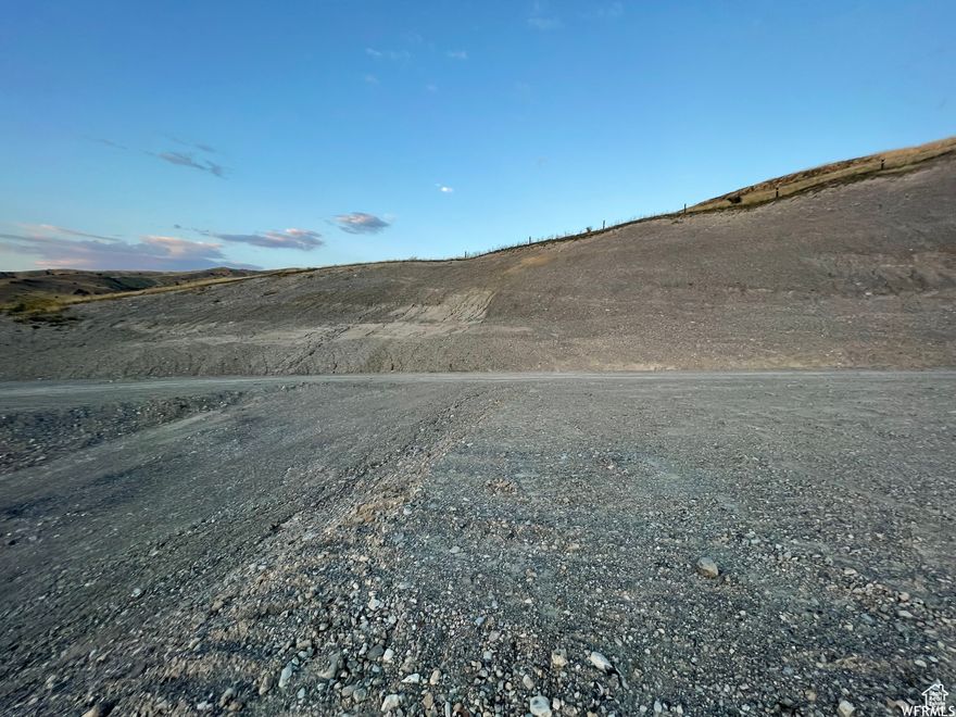 One of the valley's premier building lots with 180 degree views.  You're dream home will fit perfectly on this amazing lot.  Sidewalk, curb and gutter are in place, utilities are stubbed to the lot and NO HOA FEES to hang over you.  Bring your own builder or we can give you a list of qualified builders.  Lot dimensions based on plat map.  Copies of plat and CC&Rs available upon request.  Buyers or Buyer's agent to verify lot dimensions and municipal building codes.