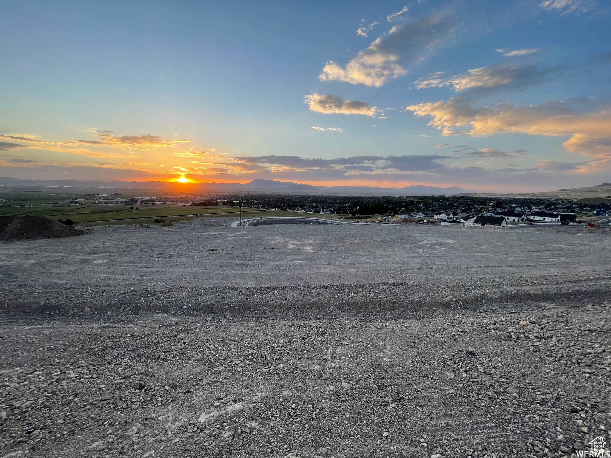 SKY VIEW HEIGHTS - Land