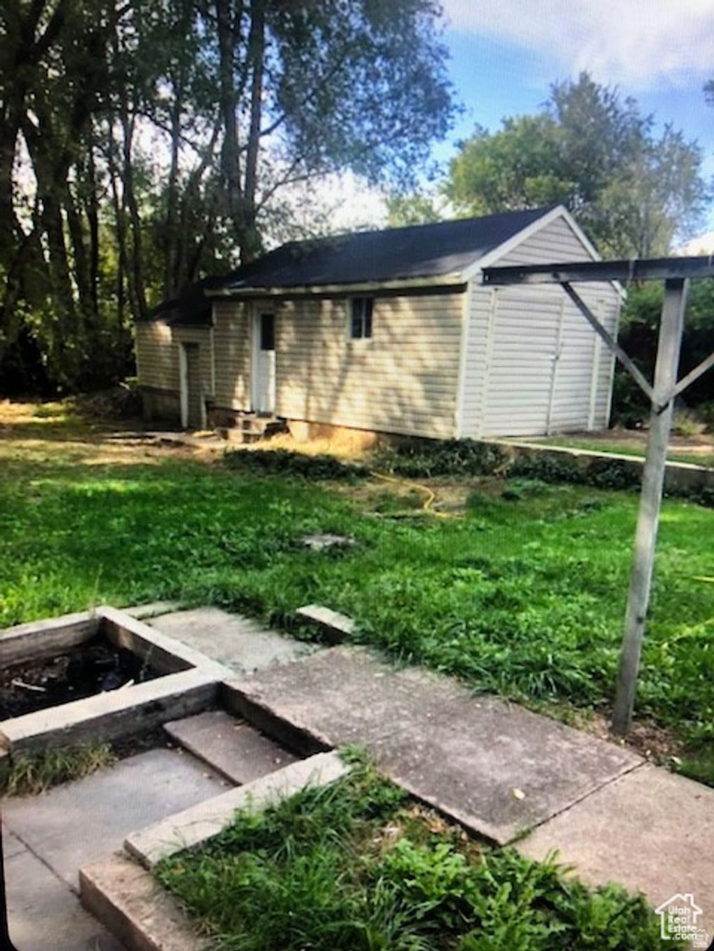 Photo of 1419 S GRANT Ave, Ogden, UT 84404 (MLS # 2142150)