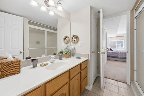 Tiny photo for 1093 E BIRCHBROOK CIR, Cottonwood Heights, UT 84047 (MLS # 2146069)