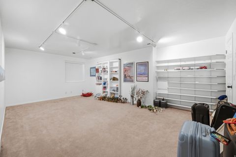 Tiny photo for 1093 E BIRCHBROOK CIR, Cottonwood Heights, UT 84047 (MLS # 2146069)