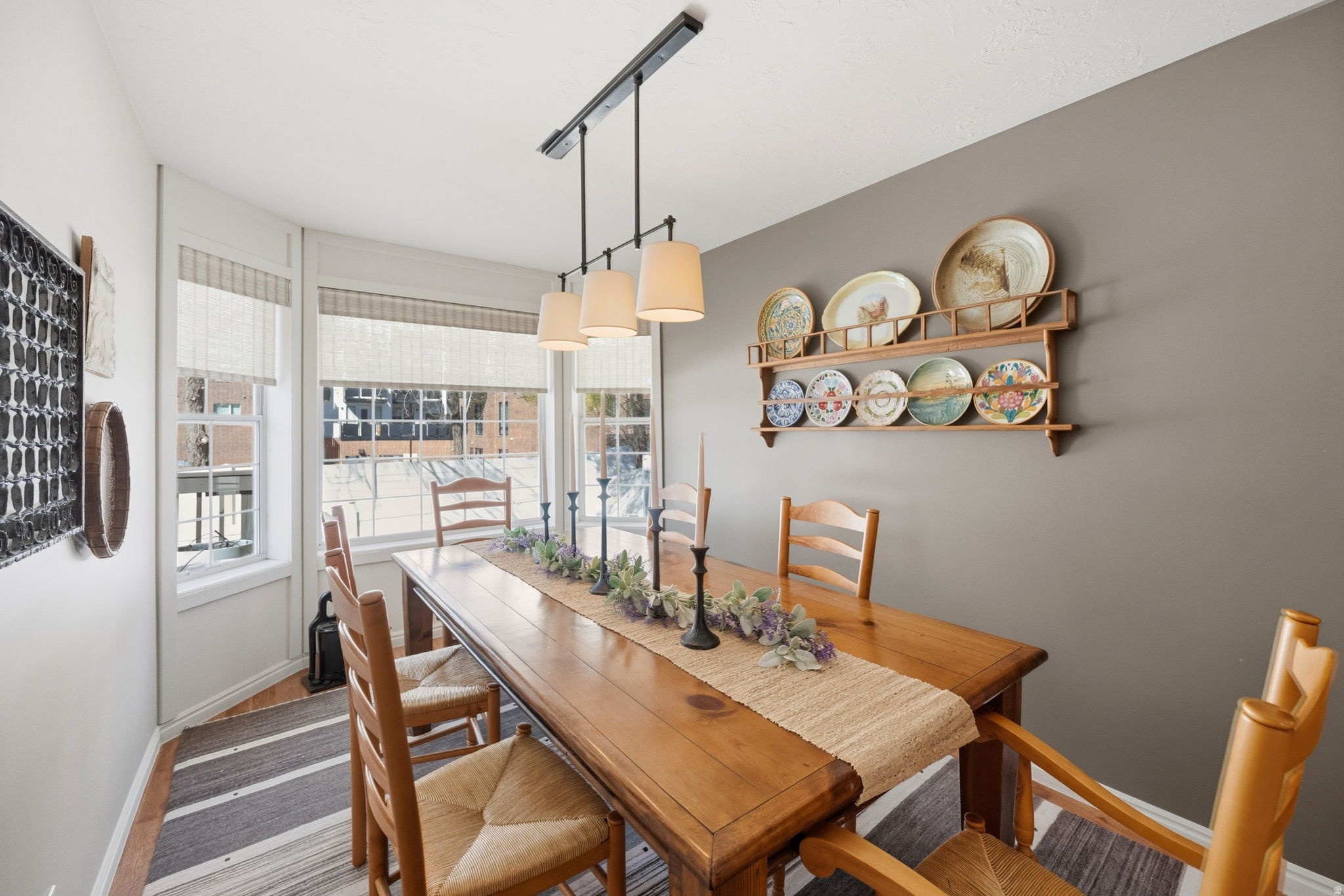 CREEKSIDE - Residential