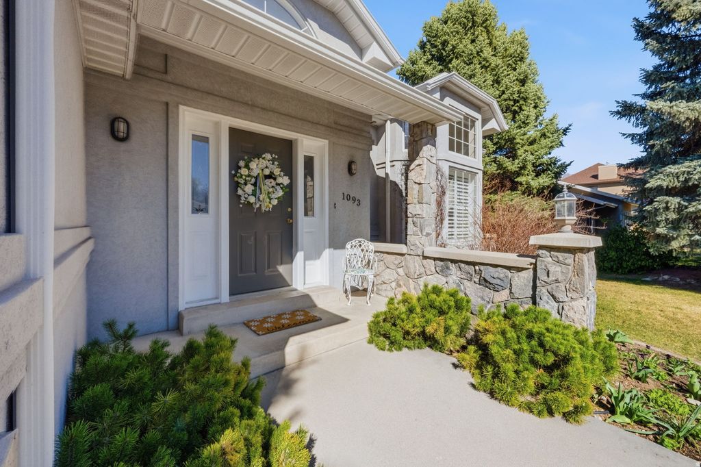 Photo of 1093 E BIRCHBROOK CIR, Cottonwood Heights, UT 84047 (MLS # 2146069)