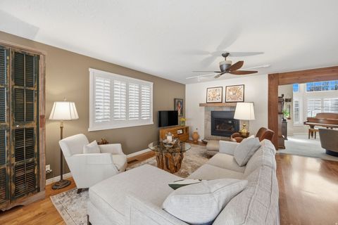 Tiny photo for 1093 E BIRCHBROOK CIR, Cottonwood Heights, UT 84047 (MLS # 2146069)