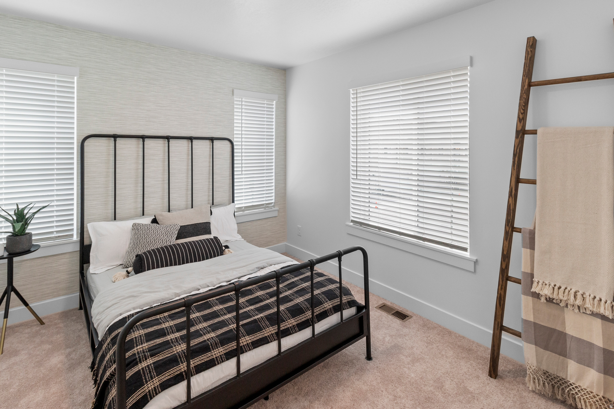 NORTH POINT - Residential