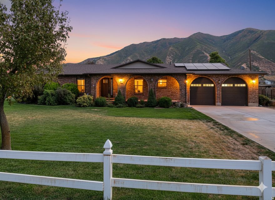 Horse Property and a 3 bay shop! Welcome to your dream property in Spanish Fork! This home has the perfect blend of comfort, space, and functionality. The property features a spacious shop, perfect for hobbies, storage, or business needs. The land is well laid out, giving you flexibility for pastures, gardening, or simply enjoying the open space. Whether you're looking for room for your horses, space for projects, or beautiful mountain views, this Spanish Fork property has it all. Additional land available