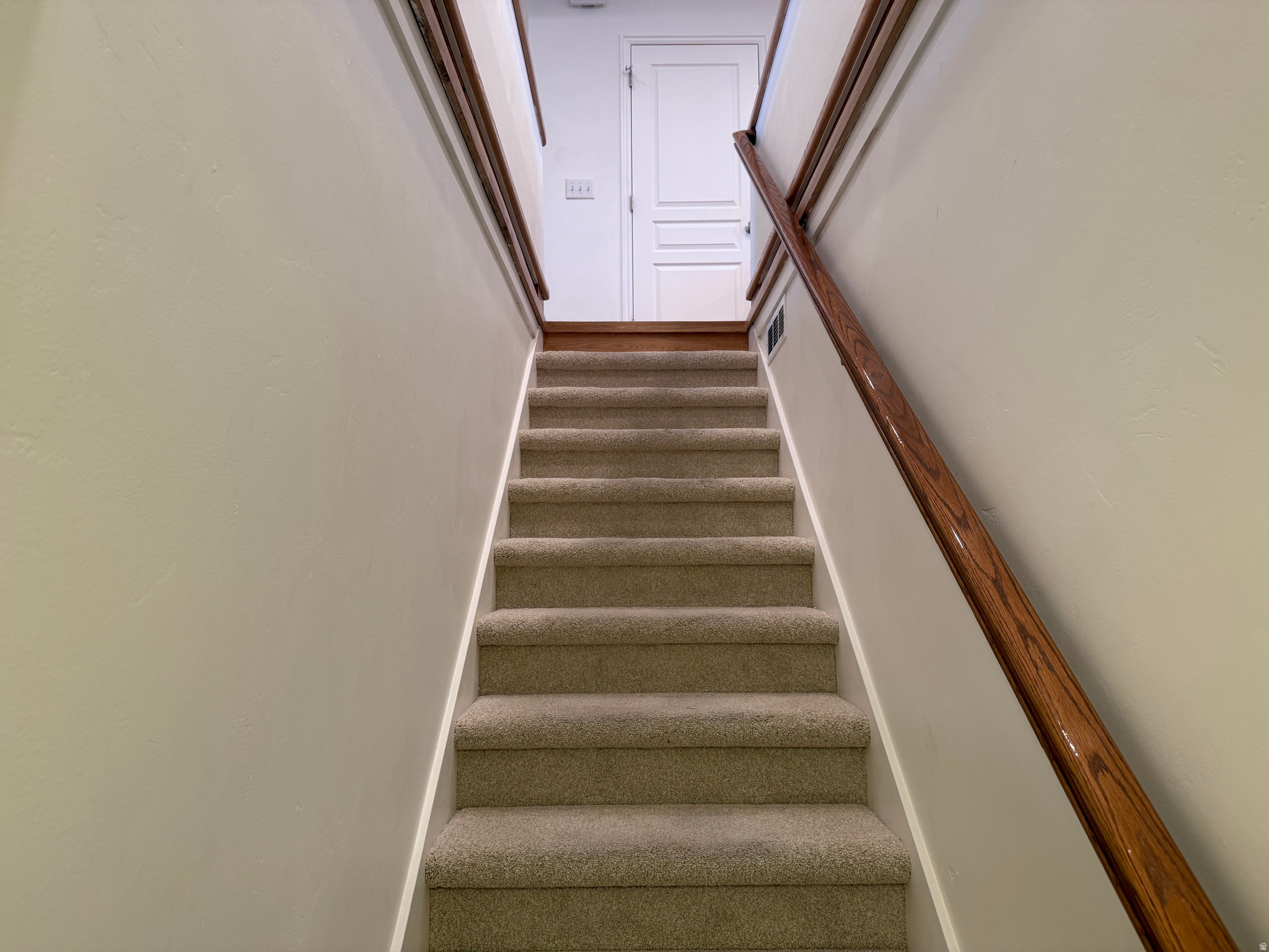 DESERT CREEK - Residential