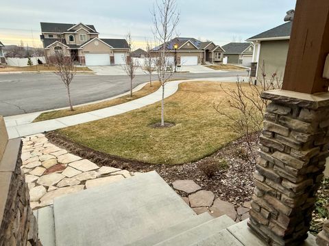 Tiny photo for 6709 W DESERT LILY CIR, Herriman, UT 84096 (MLS # 2137148)