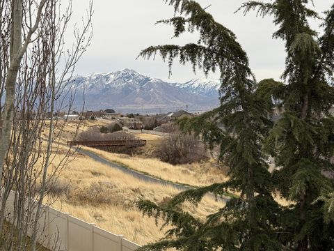 Tiny photo for 6709 W DESERT LILY CIR, Herriman, UT 84096 (MLS # 2137148)