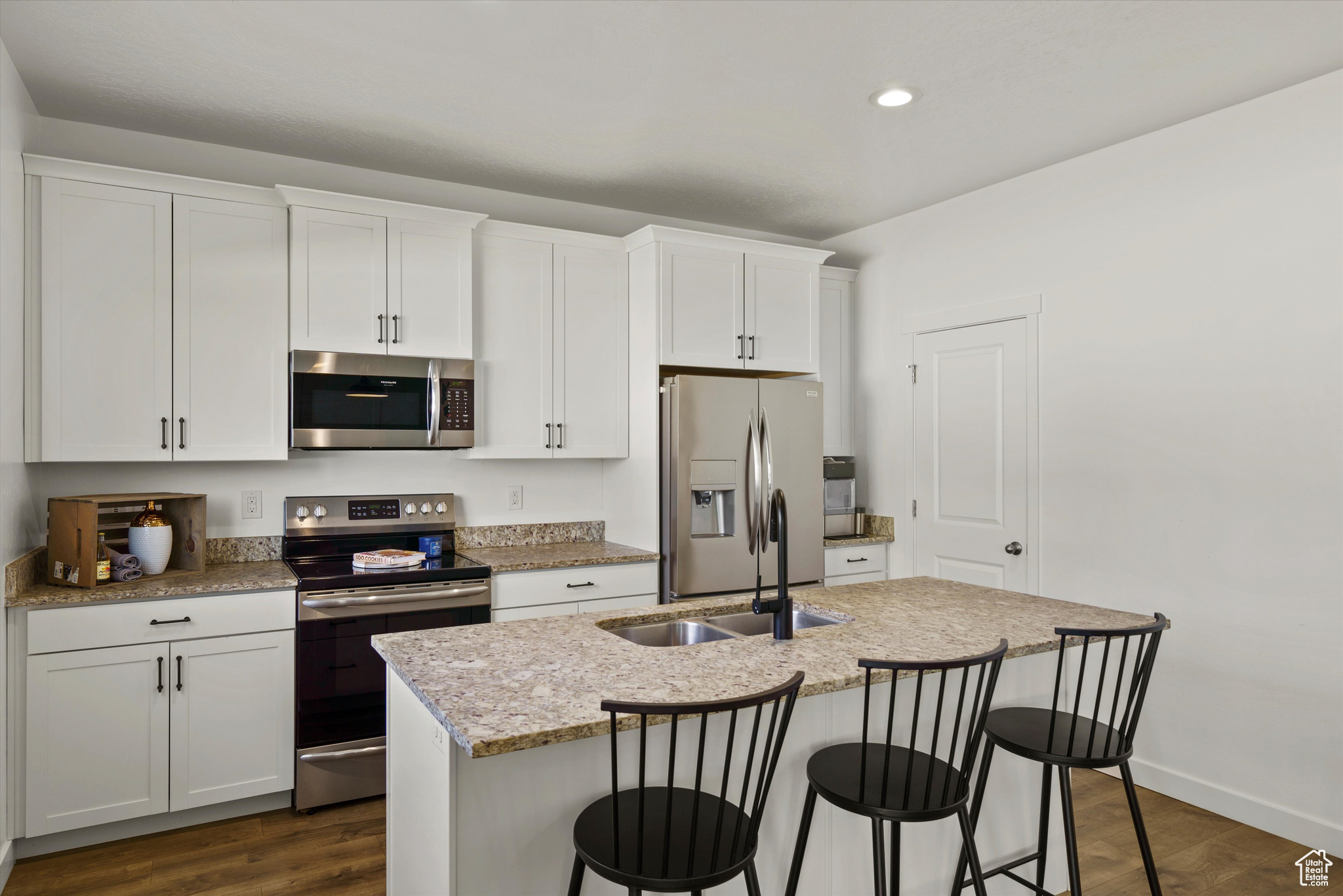 LEGACY FARMS - Residential