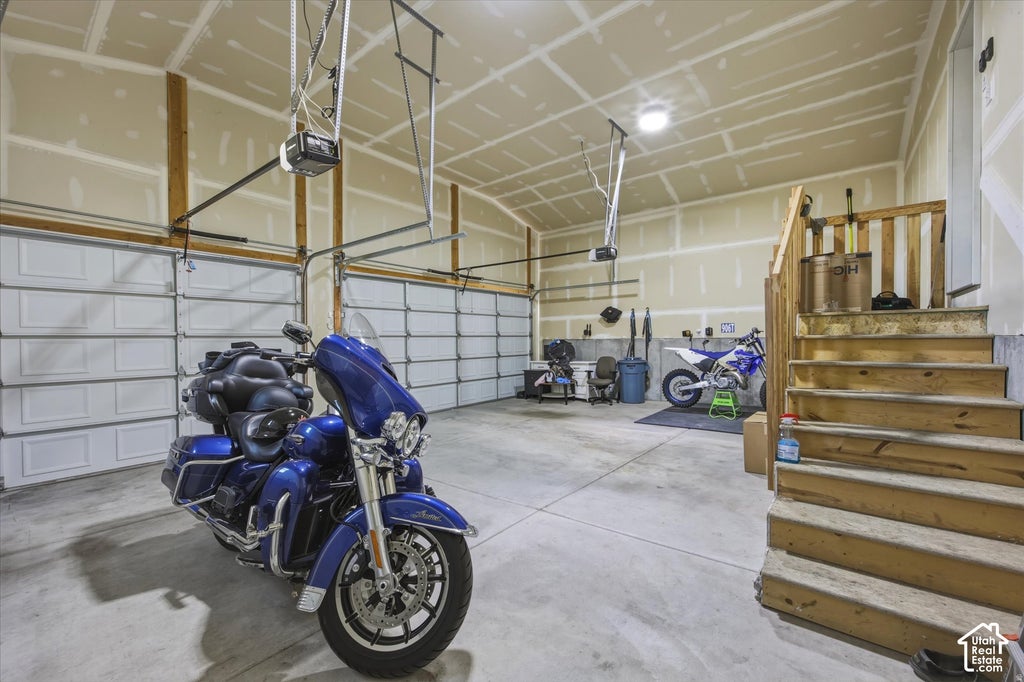 Photo of 45 W MEMORY LN, Tooele, UT 84074 (MLS # 2192773)