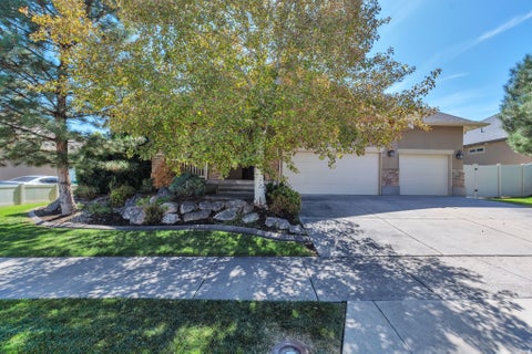 Homes For Sale - 3107 W Rockbridge Dr<br/> Riverton, UT 84065
