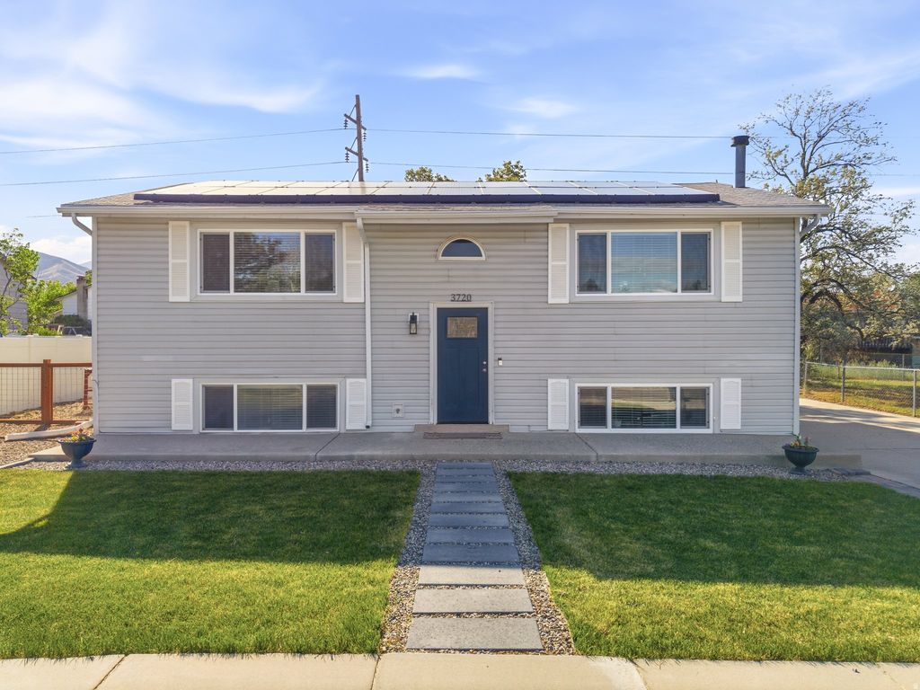 Photo of 3720 S FRANKLIN RD W, Magna, UT 84044 (MLS # 2156771)
