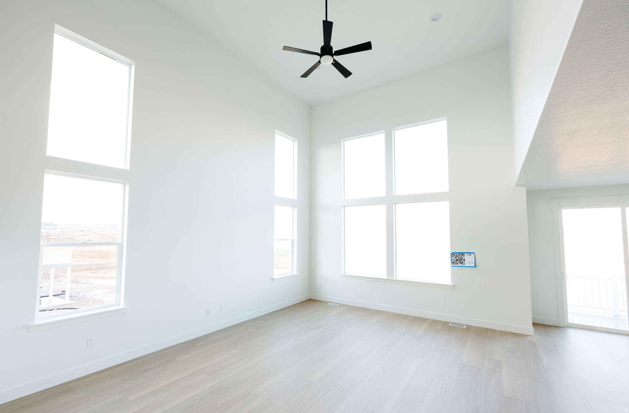 RIDGEHORNE - Residential