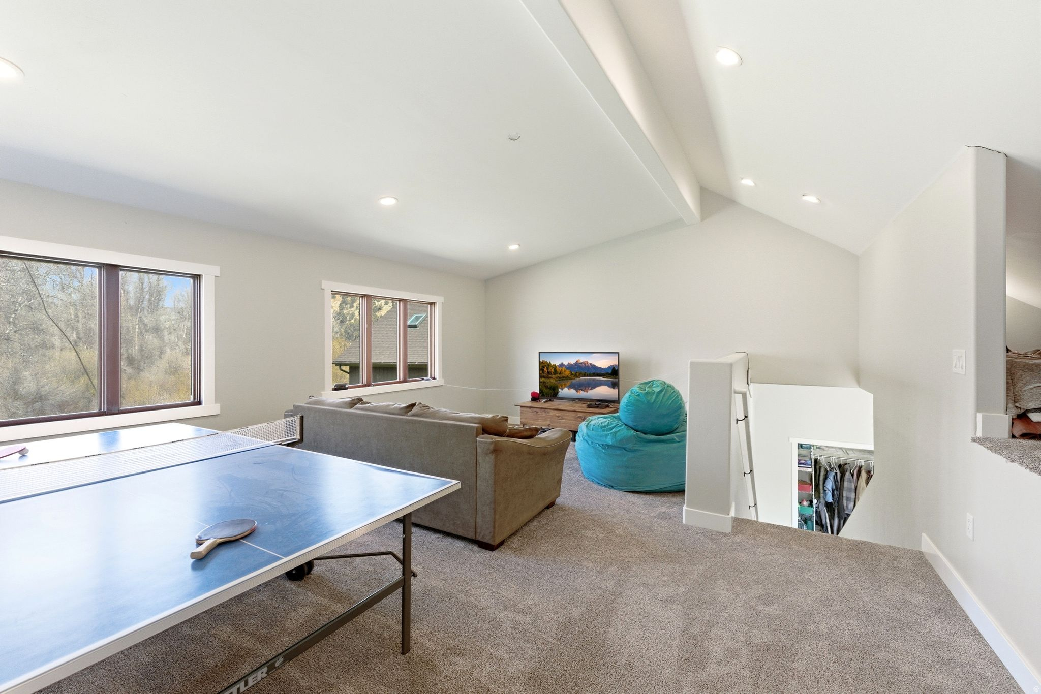 NORTH SUMMIT - Residential