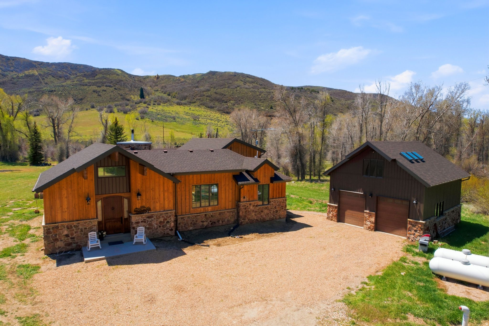 NORTH SUMMIT - Residential