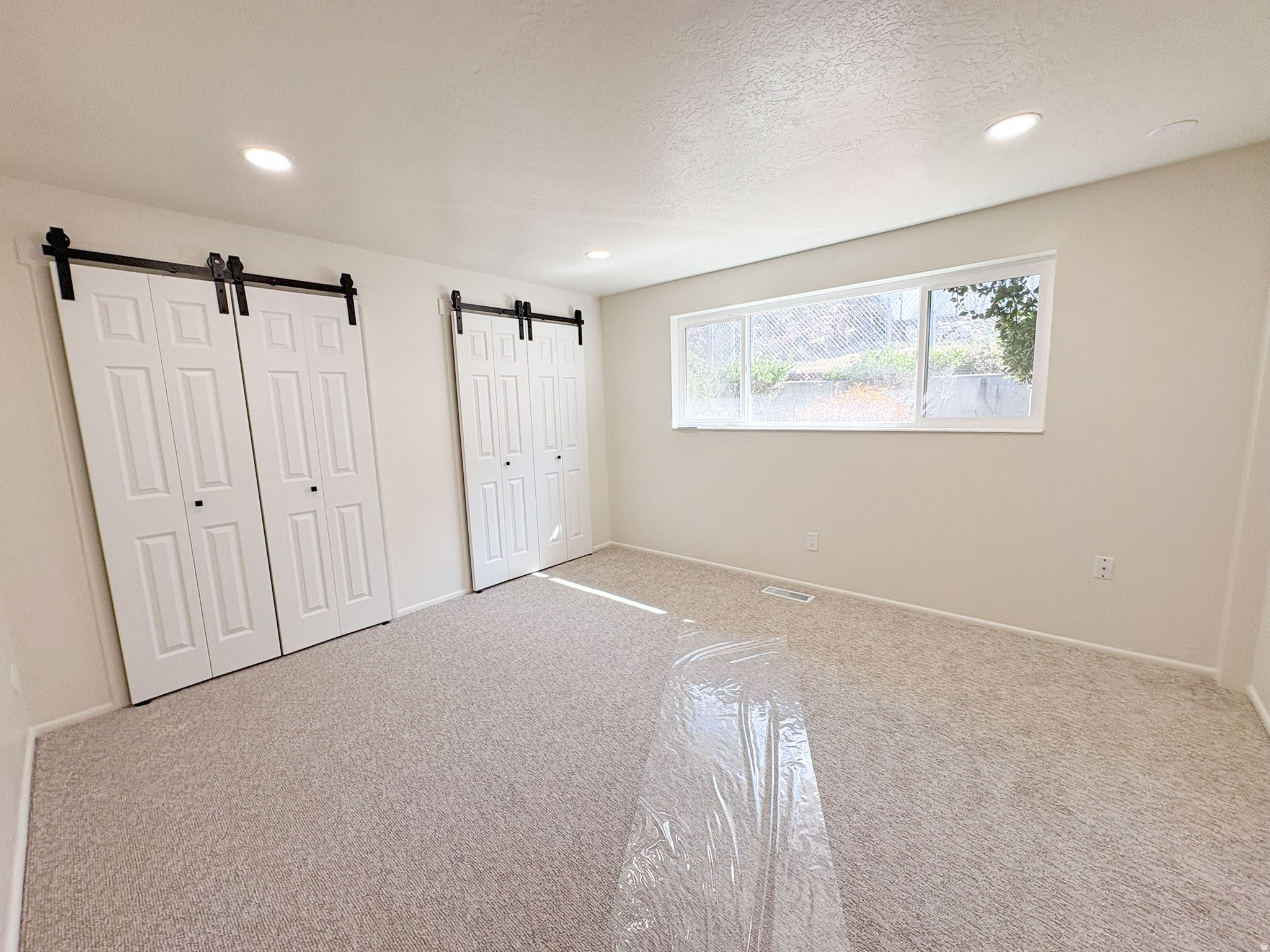 OAKVISTA PARK - Residential